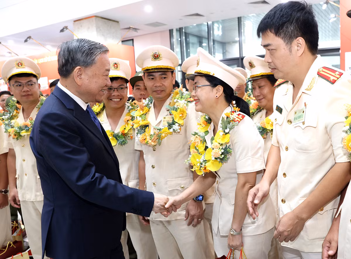 Tổng Bí thư: Đưa thi đua vào công việc hằng ngày, để mỗi CBCS đều có sáng kiến, hành động -3