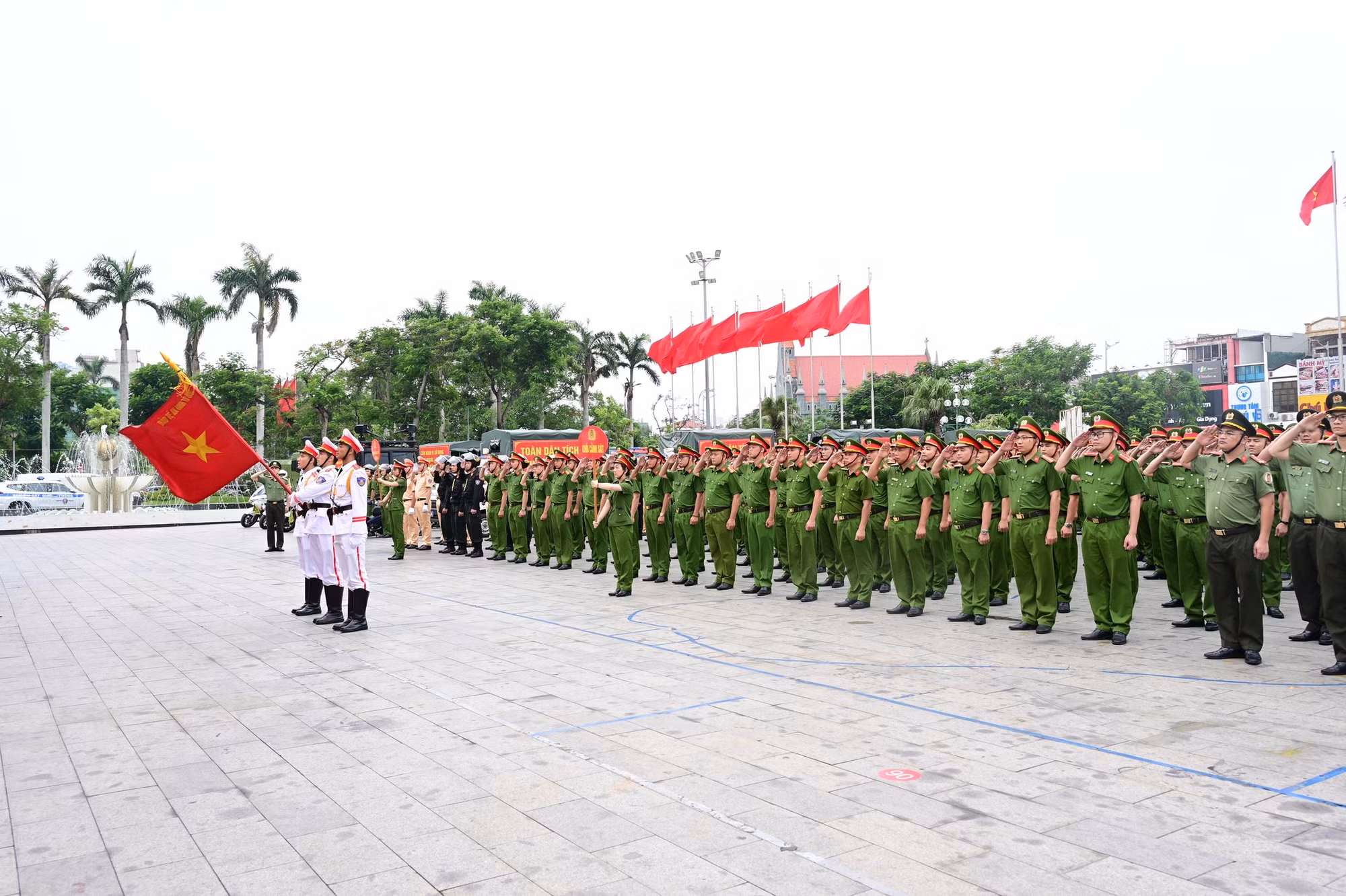 Toàn tâm, toàn ý triển khai đồng bộ, đánh nhanh, đánh mạnh, đánh trúng và triệt tận gốc các loại tội phạm -0