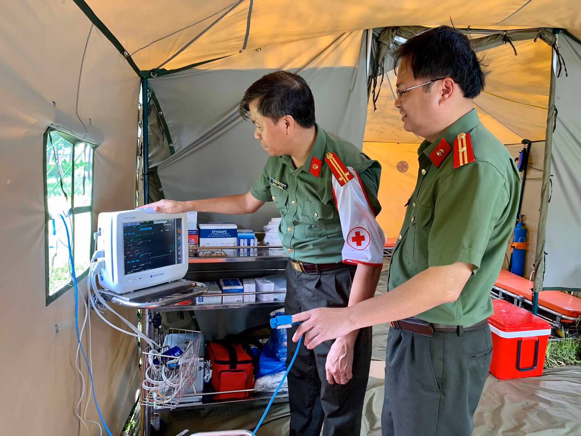 Đảm bảo cấp cứu y tế trên thao trường -0