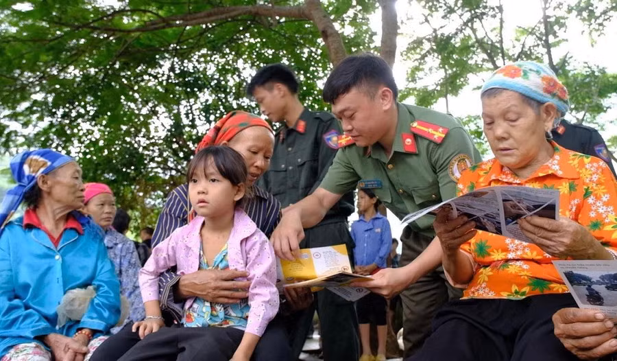 Bài 1: Công an xã thầm lặng giữ vững an ninh biên cương -0