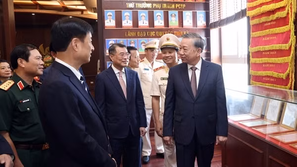 Tổng Bí thư Tô Lâm thăm, làm việc với Cục Cảnh sát Hình sự Bộ Công an
