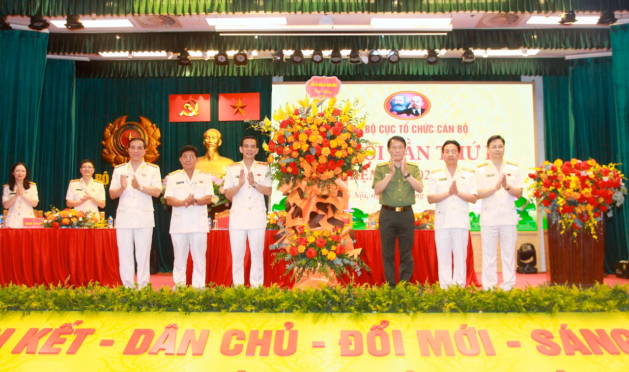 Đổi mới mạnh mẽ công tác cán bộ, thúc đẩy hoàn thành xuất sắc nhiệm vụ trong toàn lực lượng CAND -0