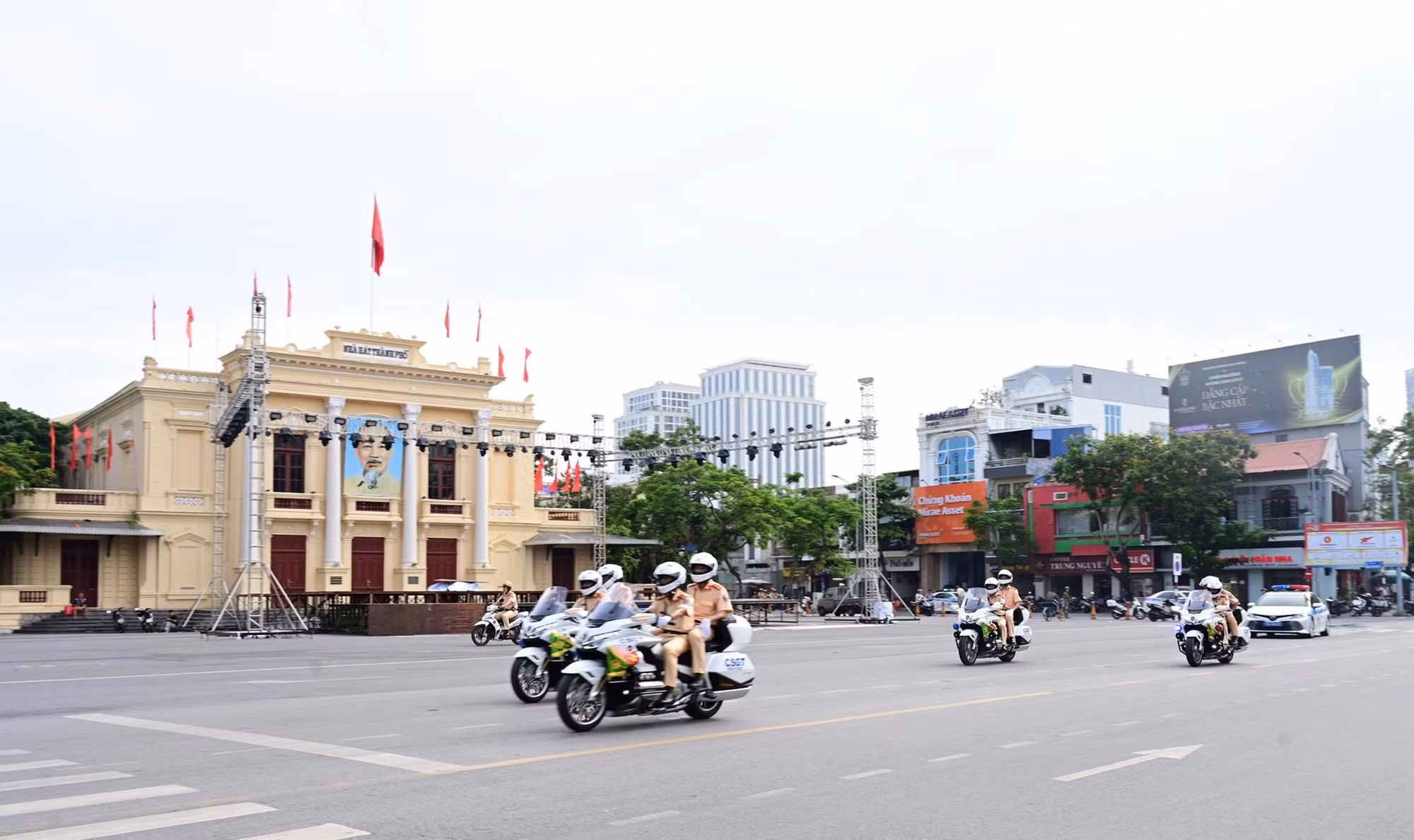 Toàn tâm, toàn ý triển khai đồng bộ, đánh nhanh, đánh mạnh, đánh trúng và triệt tận gốc các loại tội phạm -0