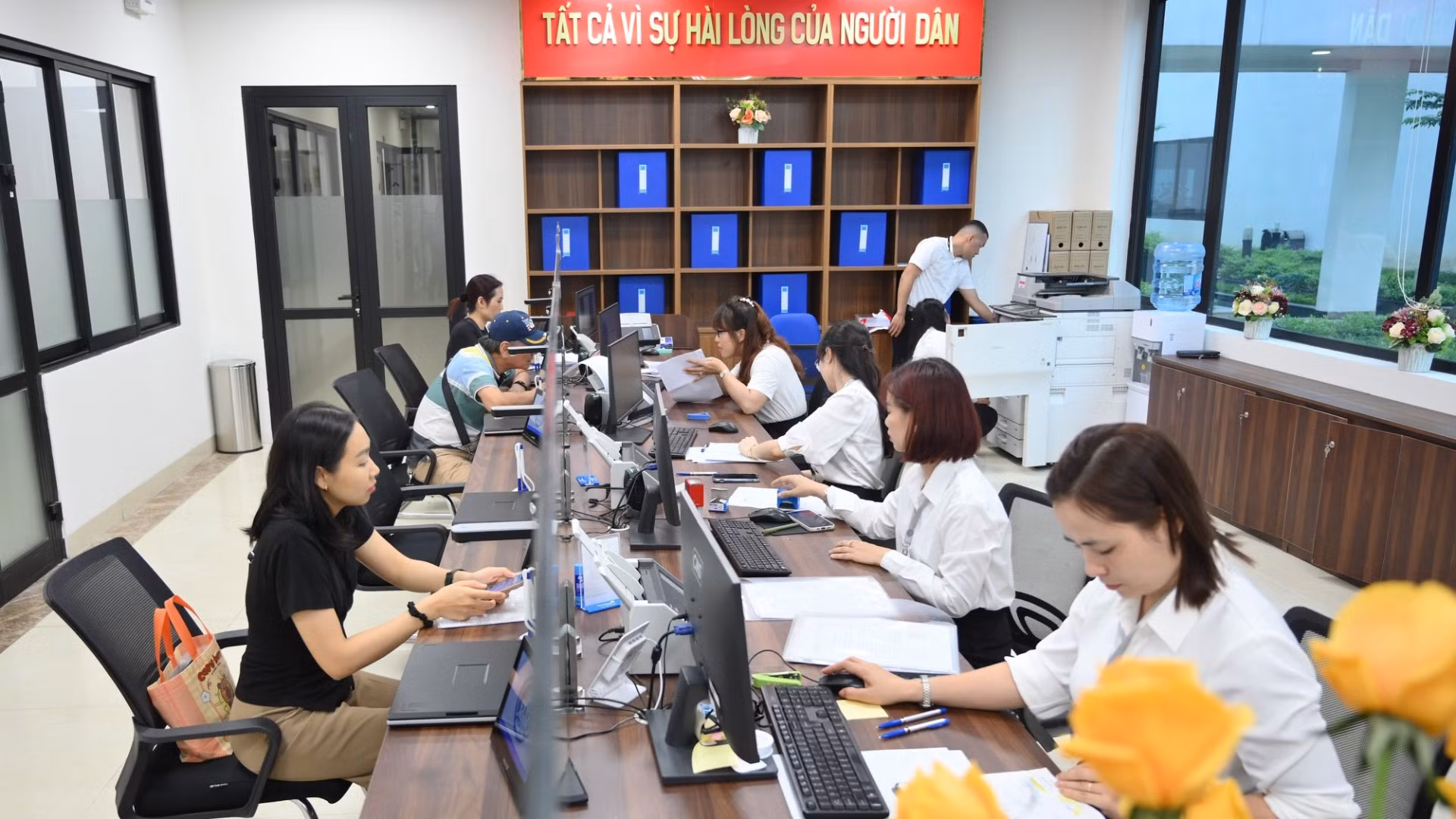 chinh-quyen-2-cap-7261-1694.jpeg -0
