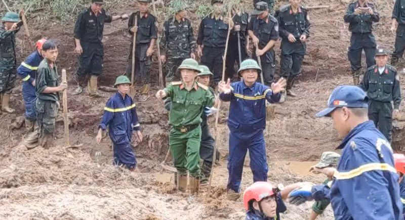 Phó Thủ tướng Trần Hồng Hà chỉ đạo triển khai tổng lực công tác cứu nạn tại Điện Biên -1