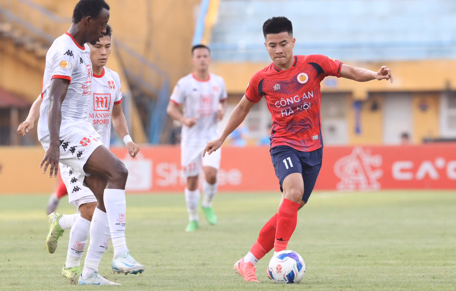 V.league hướng đến mục tiêu phủ sóng VAR toàn bộ giải đấu -0
