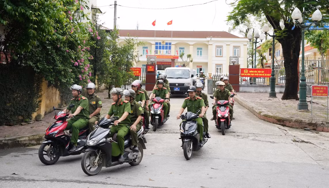 Công an các địa phương ra quân cao điểm tấn công trấn áp tội phạm -1