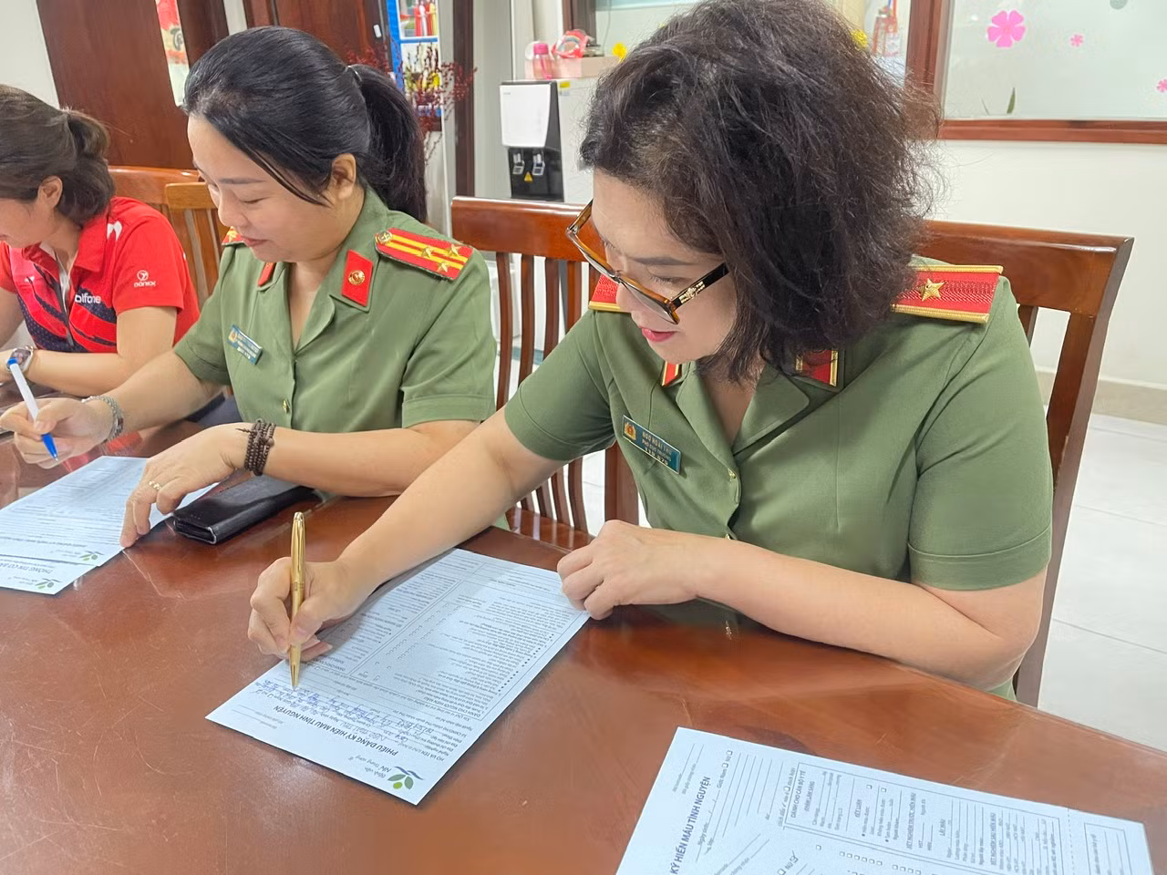 Hơn 100 cán bộ, công nhân viên Tổng Công ty Mobifone hiến máu tình nguyện tại Bệnh viện Nhi Trung ương -0