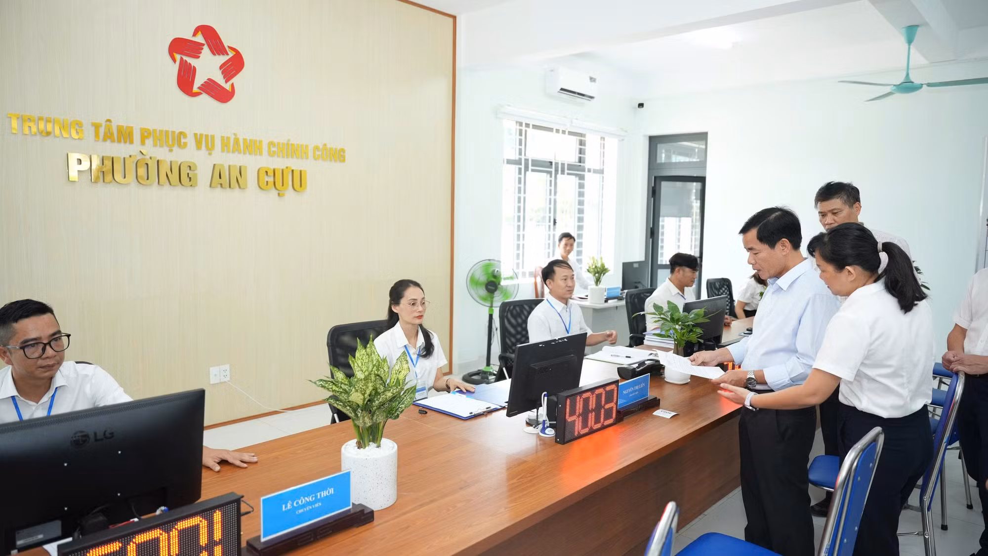 TP Huế sẽ sát hạch công chức cấp xã để sắp xếp vị trí việc làm phù hợp -0