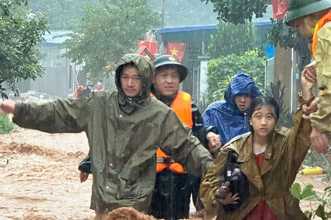 Thủ tướng yêu cầu khẩn trương khắc phục hậu quả mưa lũ tại tỉnh Điện Biên -0