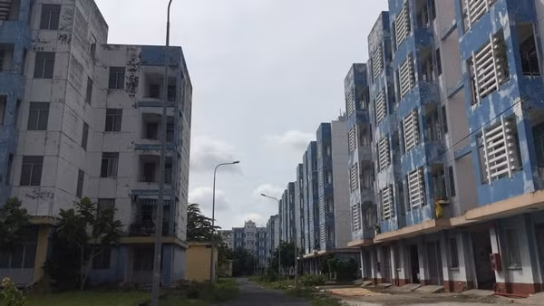 Thiếu nhà ở xã hội do chủ dự án bất động sản né tránh hay do chưa đủ chế tài?