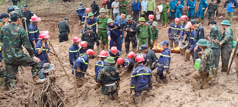 Phó Thủ tướng Trần Hồng Hà chỉ đạo triển khai tổng lực công tác cứu nạn tại Điện Biên -0