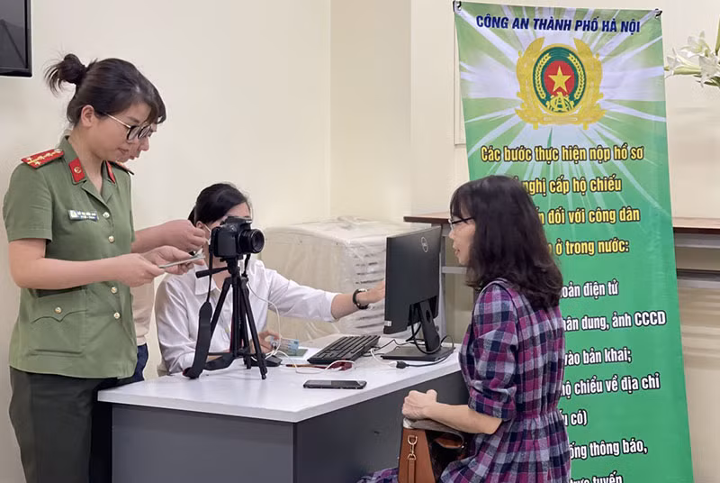 Công an Bạc Liêu cao điểm cấp hộ chiếu phổ thông -0