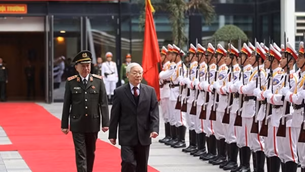 Học tập, làm theo phong cách ứng xử của Bác là trực tiếp đấu tranh với các luận điểm xuyên tạc, bôi nhọ