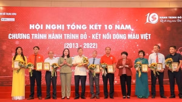 Hàng triệu người tham gia "Hành trình Đỏ", trở thành hoạt động xã hội nhân văn