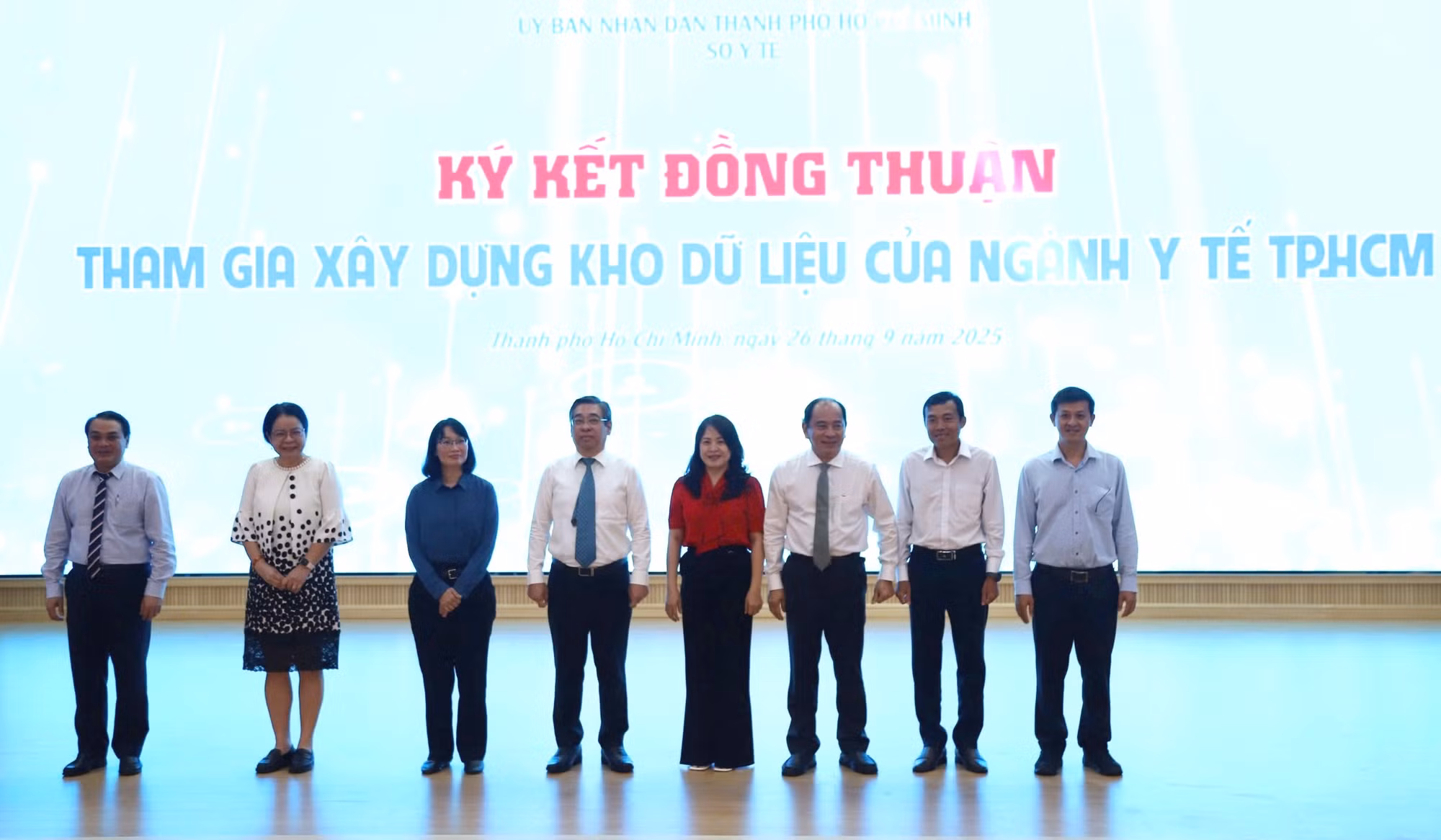 Sự cố “sập mạng” bệnh viện và việc đẩy mạnh triển khai bệnh án điện tử -0