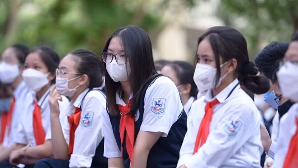 Chính phủ yêu cầu Bộ Giáo dục và Đào tạo rà soát quy định về dạy thêm, học thêm