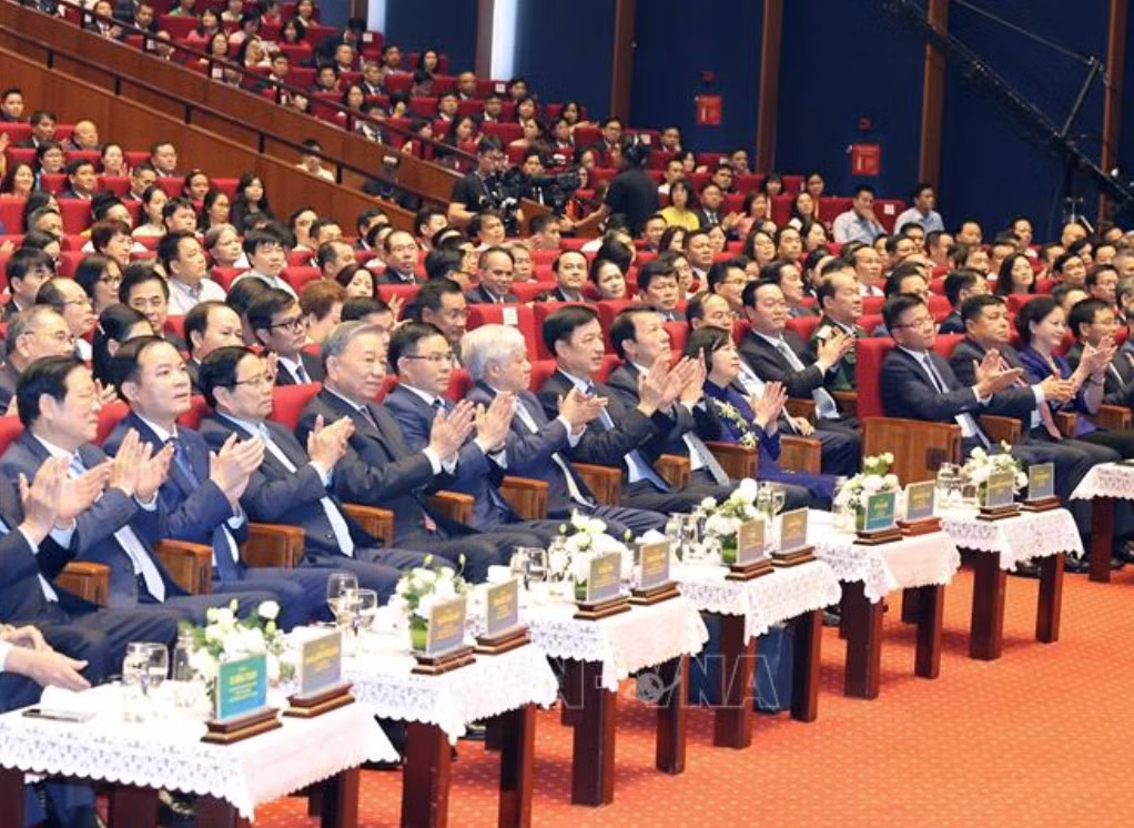 Tổng Bí thư dự Lễ kỷ niệm 50 năm Ngày thành lập Tập đoàn Công nghiệp - Năng lượng quốc gia Việt Nam -0