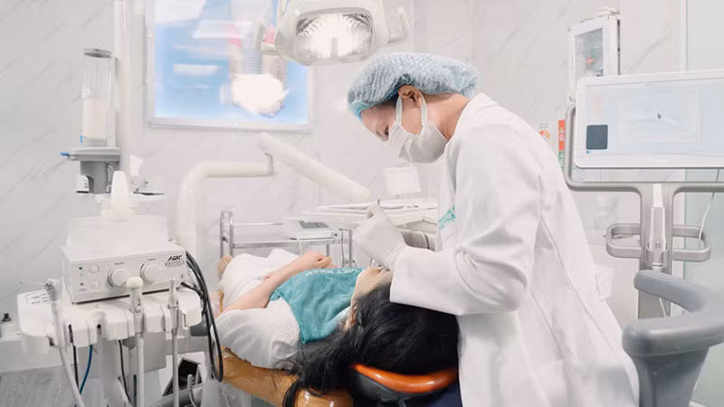Niềng răng sai kỹ thuật - Cái giá đắt của lựa chọn sai lầm -0