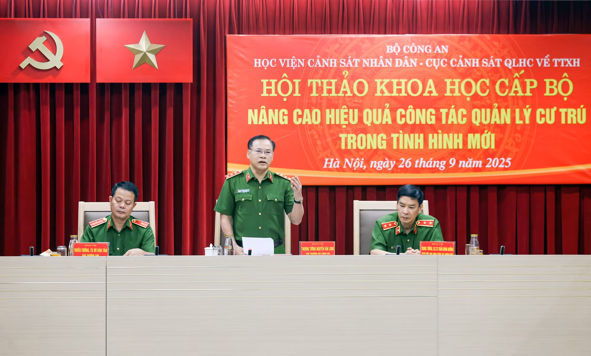 Nâng cao hiệu quả quản lý cư trú trong tình hình mới -0