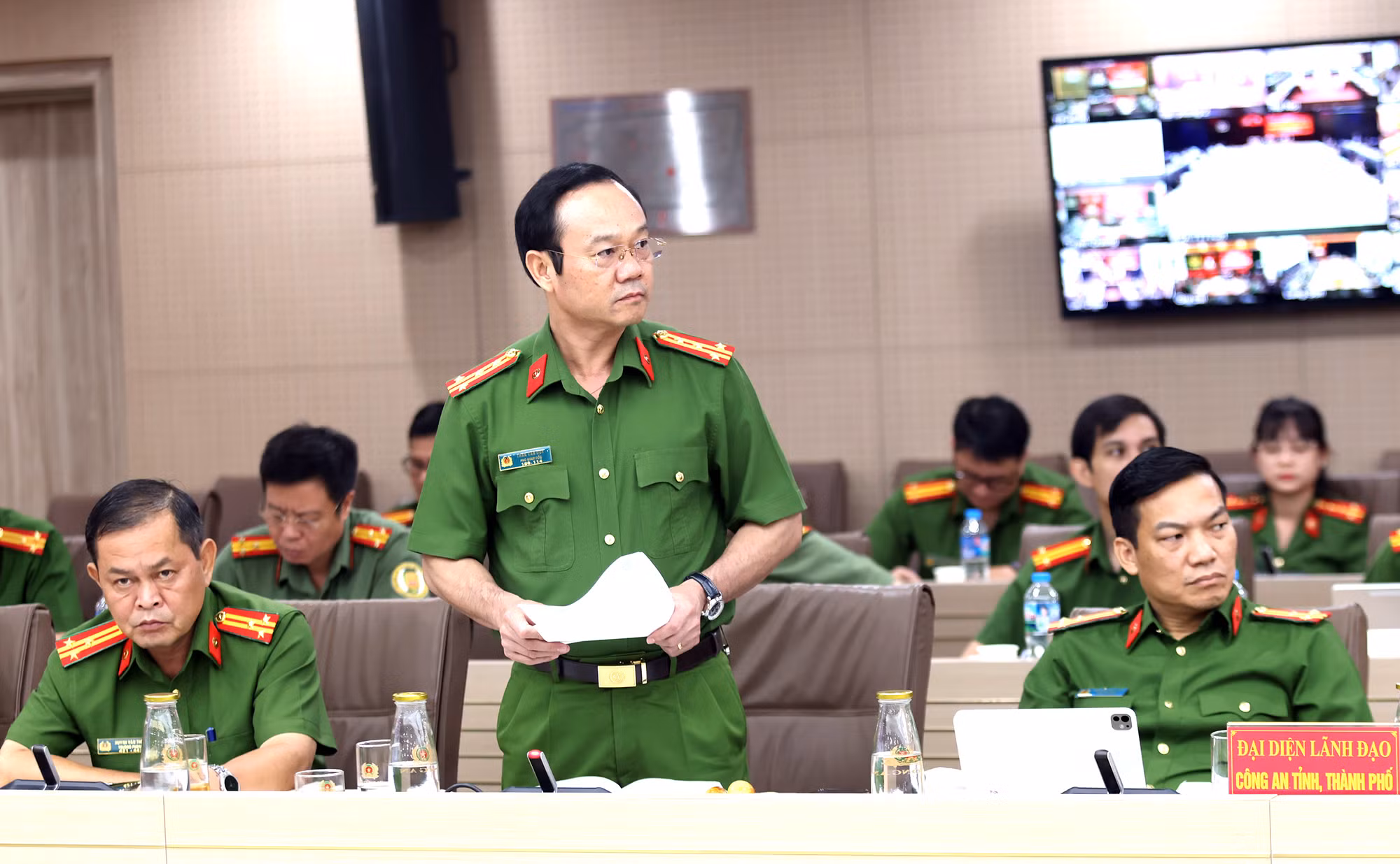 Nâng cao hiệu quả quản lý cư trú trong tình hình mới -0