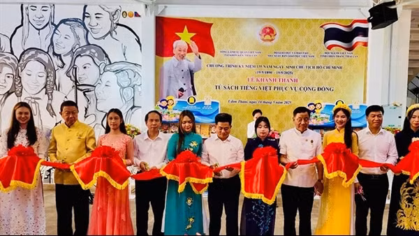 Nỗ lực gìn giữ và phát triển tiếng Việt trong cộng đồng người Việt ở nước ngoài