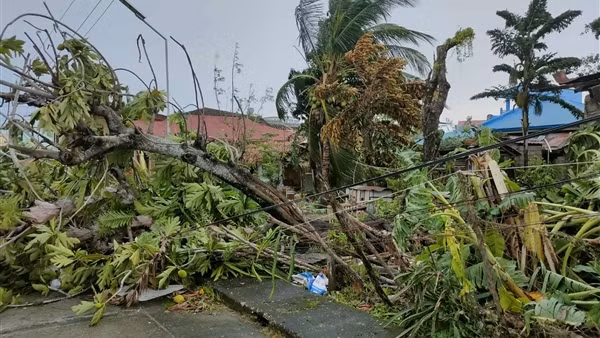 Bão chồng bão, Philippines tiếp tục sơ tán hơn 400.000 dân
