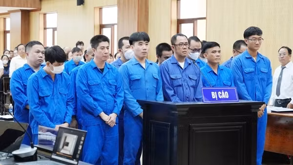 Nhiều cán bộ môi giới, nhận hối lộ để biến hóa đất công