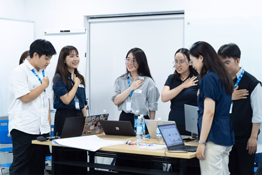 Pharmacity - Tìm kiếm thế hệ kế thừa cho ngành dược bán lẻ -0