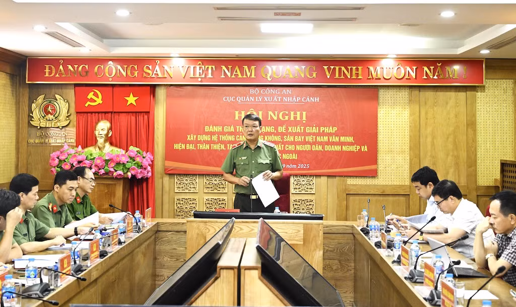 Xây dựng hệ thống cảng hàng không, sân bay Việt Nam văn minh, hiện đại, -0