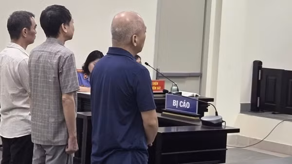 Nam ca sĩ mượn danh thẩm phán để chiếm đoạt 2,8 tỷ đồng “chạy án”