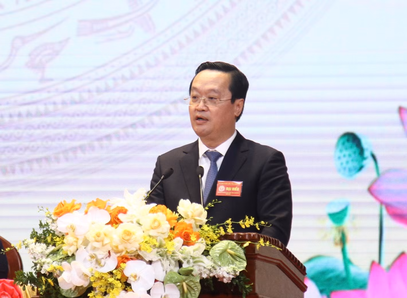 Đại hội Thi đua yêu nước tỉnh Nghệ An năm 2025: Tôn vinh, lan toả những tấm gương điển hình tiên tiến -0