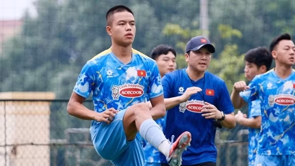FIFA có làm khó đội tuyển Việt Nam chuyện nhập tịch cầu thủ?
