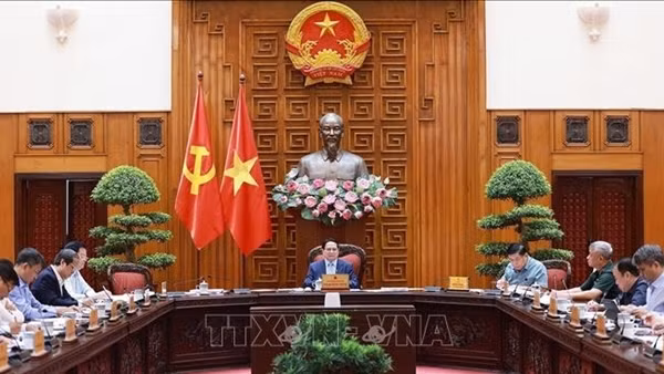 Thủ tướng: Thúc đẩy các dự án đường sắt kết nối với Trung Quốc