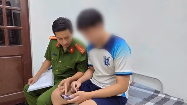 Vì sao sinh viên dễ rơi vào bẫy “bắt cóc” online?