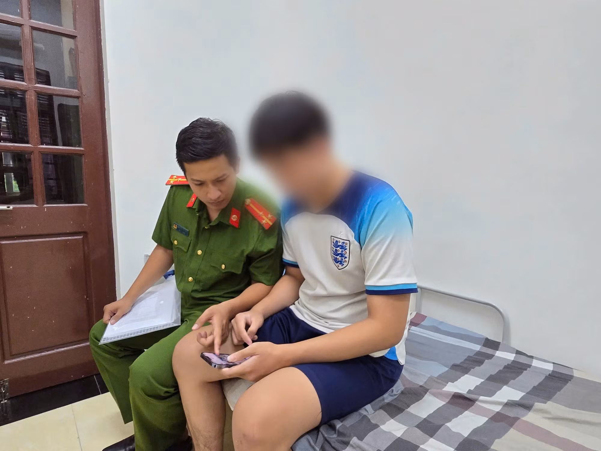Vì sao sinh viên dễ rơi vào bẫy “bắt cóc” online? -0