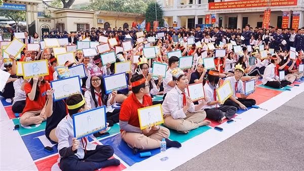 Nâng cao kiến thức về chủ quyền biển đảo cho học sinh