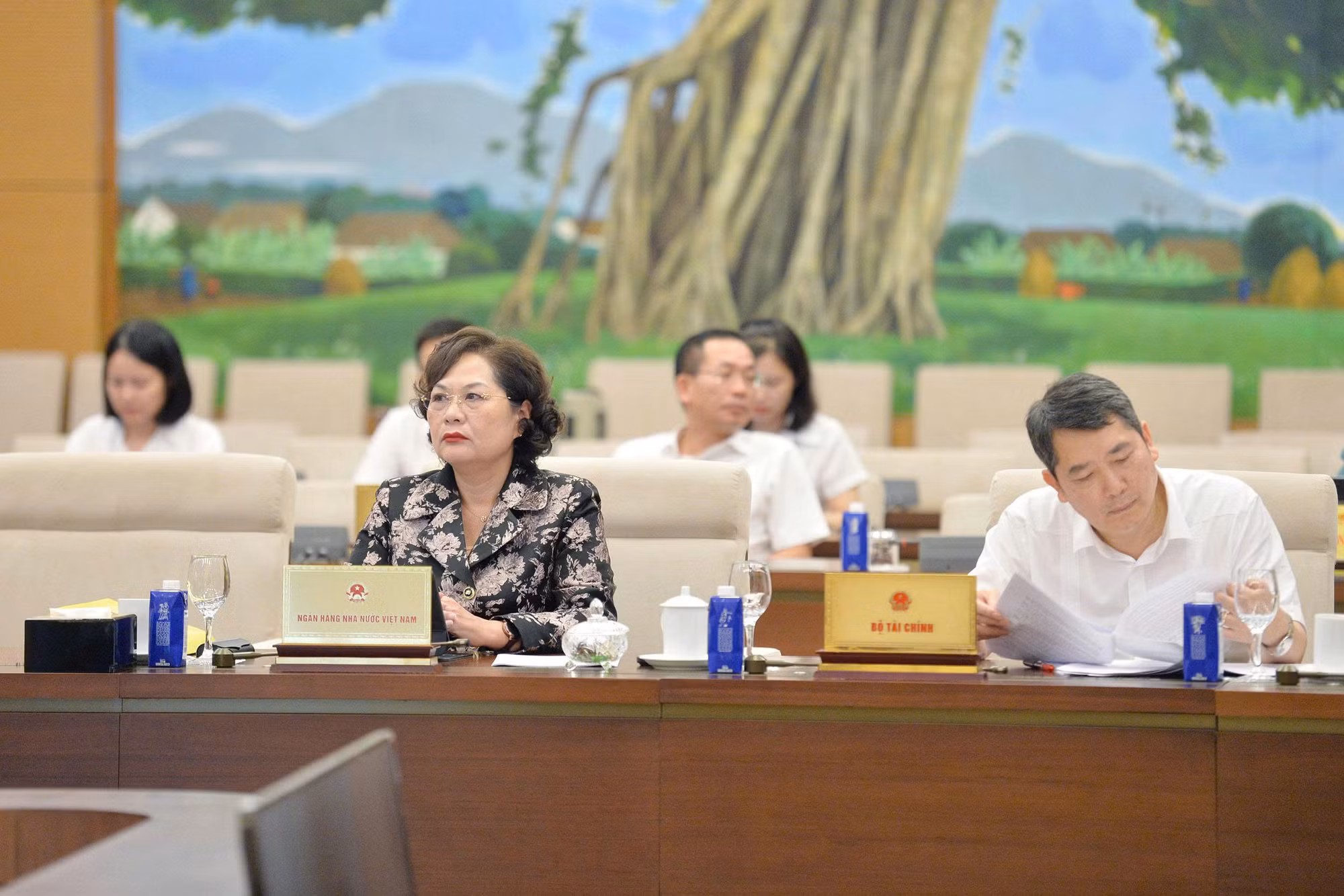 Cần nghiên cứu lộ trình xây dựng mức phí bảo hiểm tiền gửi -0