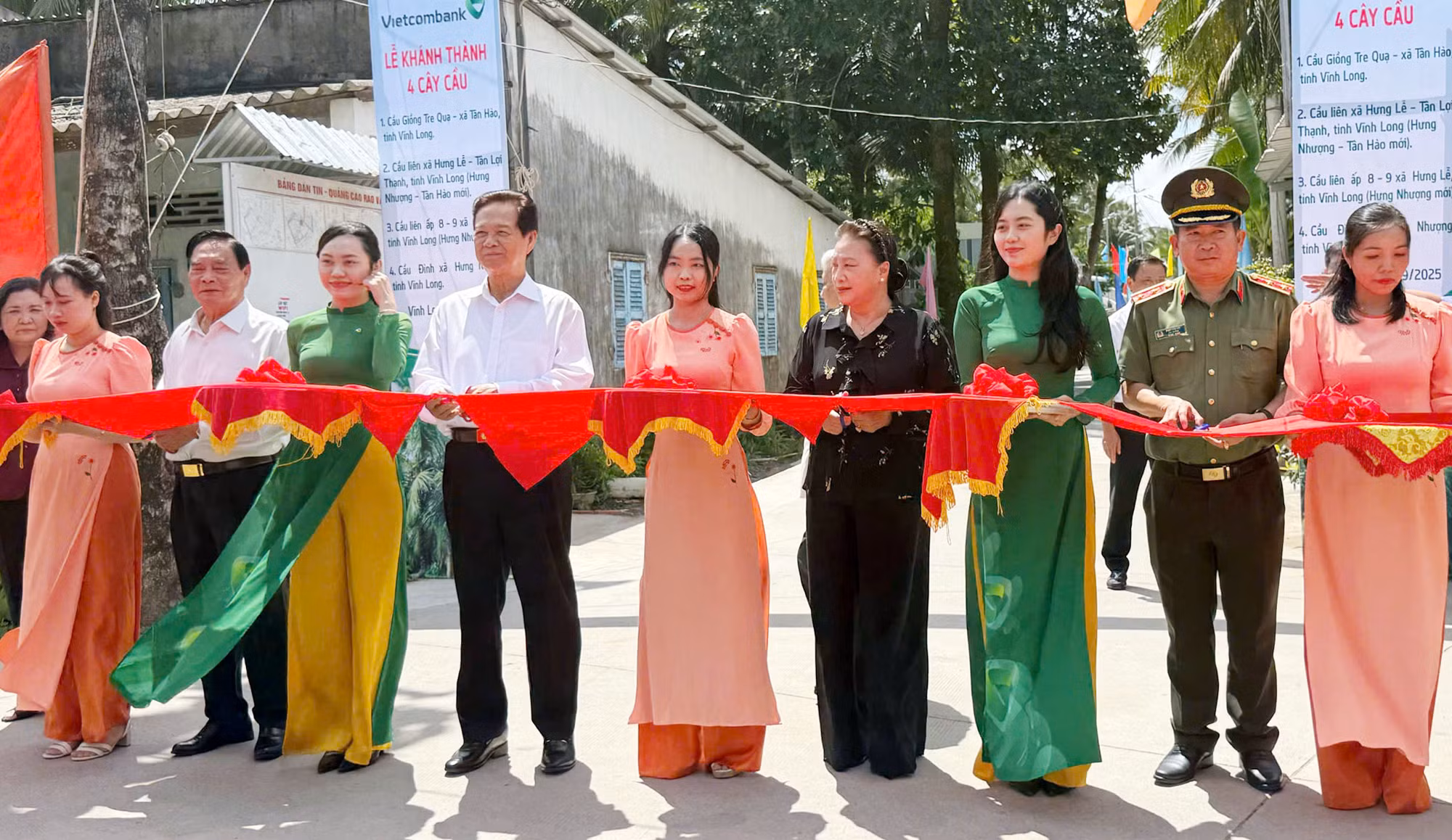 Khánh thành 4 cây cầu nông thôn Cục An ninh chính trị nội bộ phối hợp ngân hàng xây dựng -1