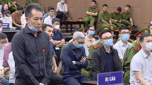 Nỗi ân hận của người chồng "đẩy" vợ vào tù trong vụ chuyến bay giải cứu
