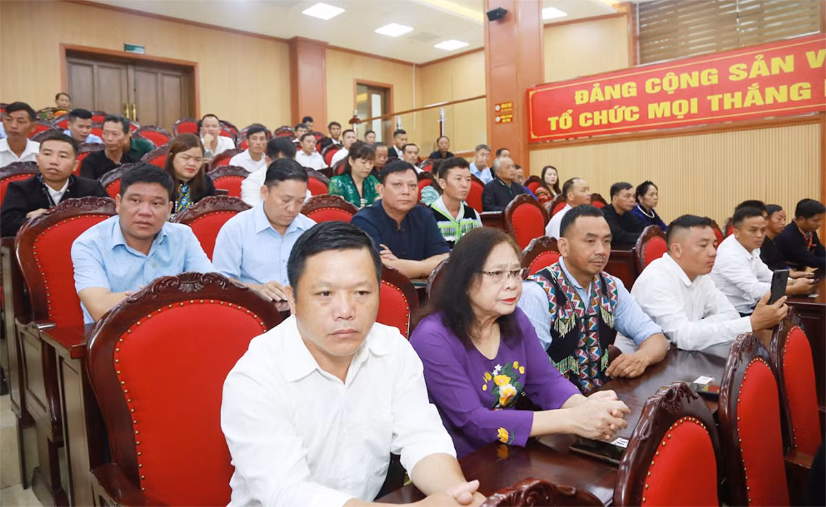 Đẩy mạnh phong trào toàn dân bảo vệ ANTQ trong vùng đồng bào dân tộc thiểu số -2