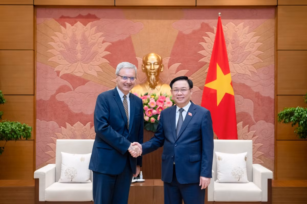Việt Nam và Pháp cần tiếp tục tăng cường hợp tác về kinh tế, thương mại, du lịch -0