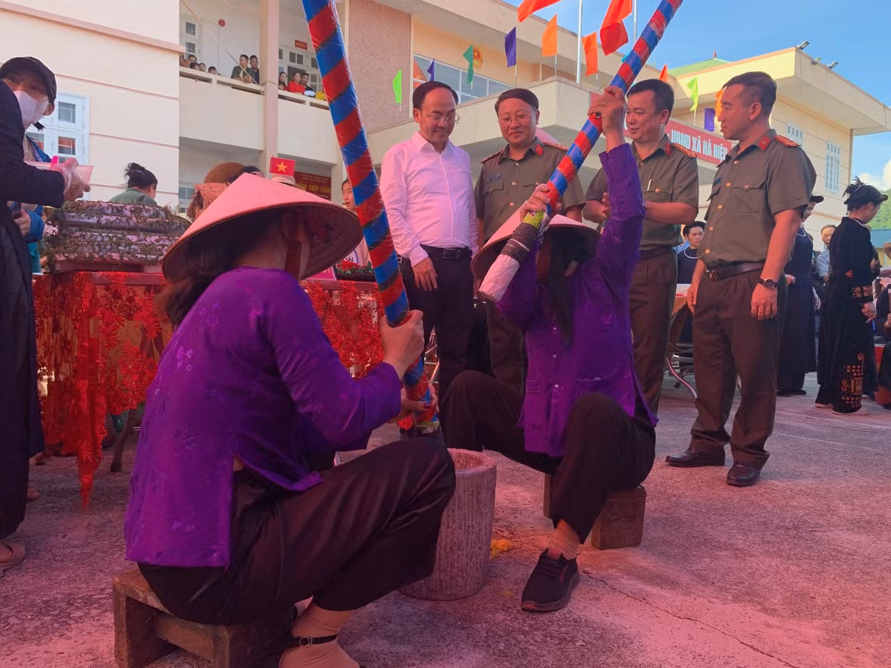 Rộn ràng ngày hội điểm toàn dân bảo vệ an ninh Tổ Quốc tại huyện Ba Bể, Bắc Kạn -1
