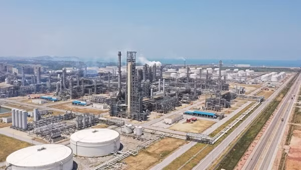 Đảm bảo đủ nguồn cung xăng dầu khi Nhà máy Lọc hóa dầu Nghi Sơn bảo dưỡng