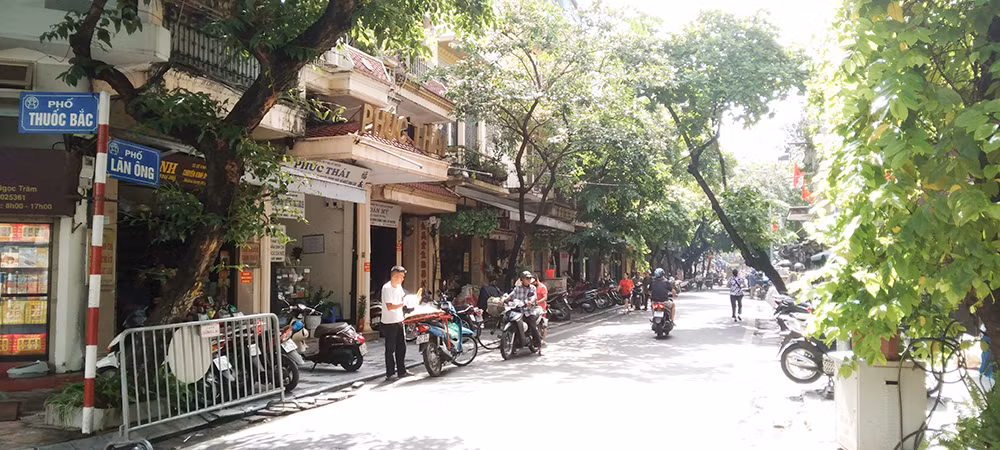 Bốn mùa hương phố -0