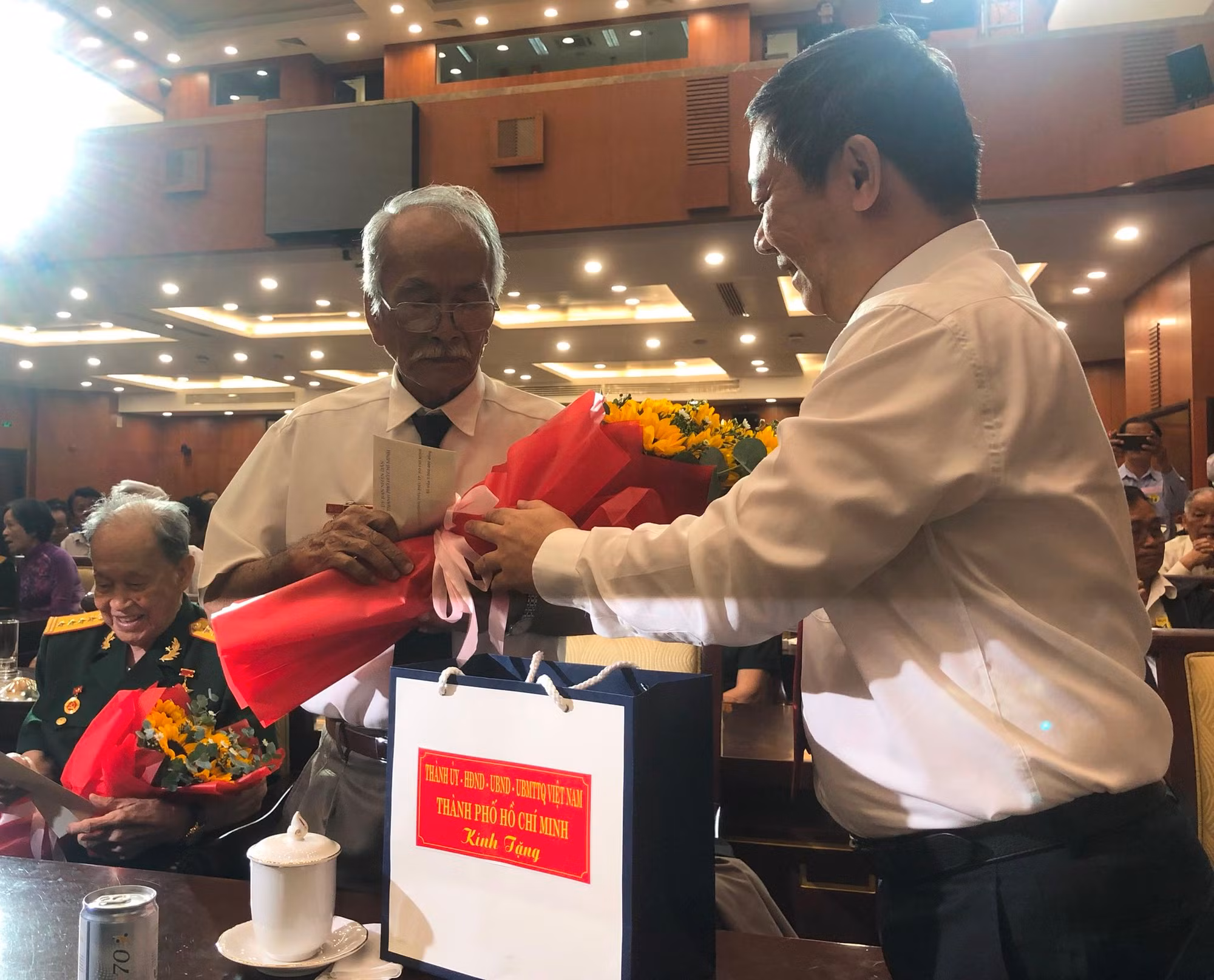 TP Hồ Chí Minh họp mặt người có công tiêu biểu nhân kỷ niệm 76 năm Ngày Thương binh - Liệt sĩ -0