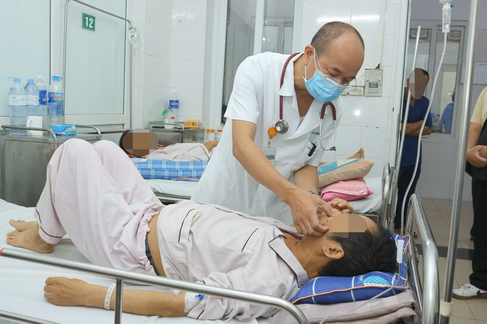 Gần 10 triệu người nhiễm viêm gan B: Phải ghép gan vì bỏ điều trị -0