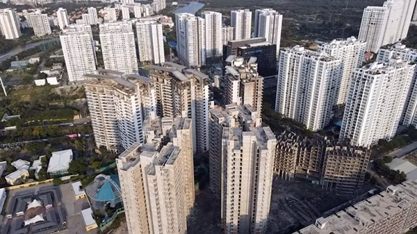 Thị trường bất động sản vẫn cần đòn bẩy tín dụng