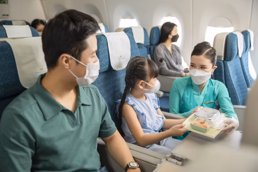 Chuyến bay chậm từ 5 tiếng, khách có thể được hoàn tiền vé -1