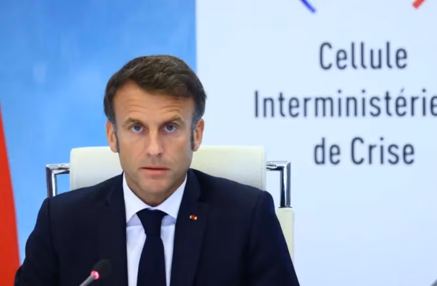 Cuộc bạo loạn và thử thách của ông Macron -0